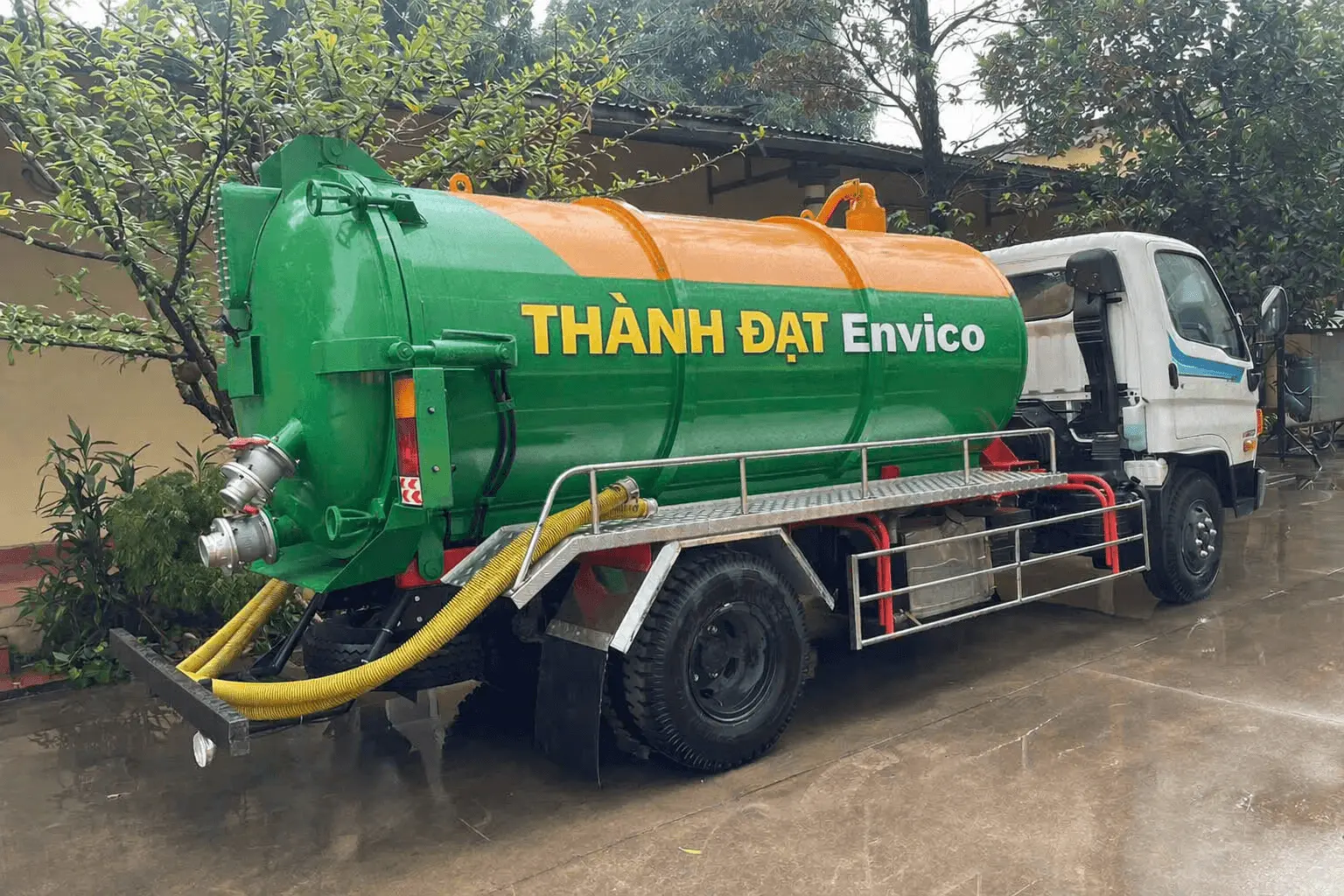 Hút bể phốt Thành Đạt Envico